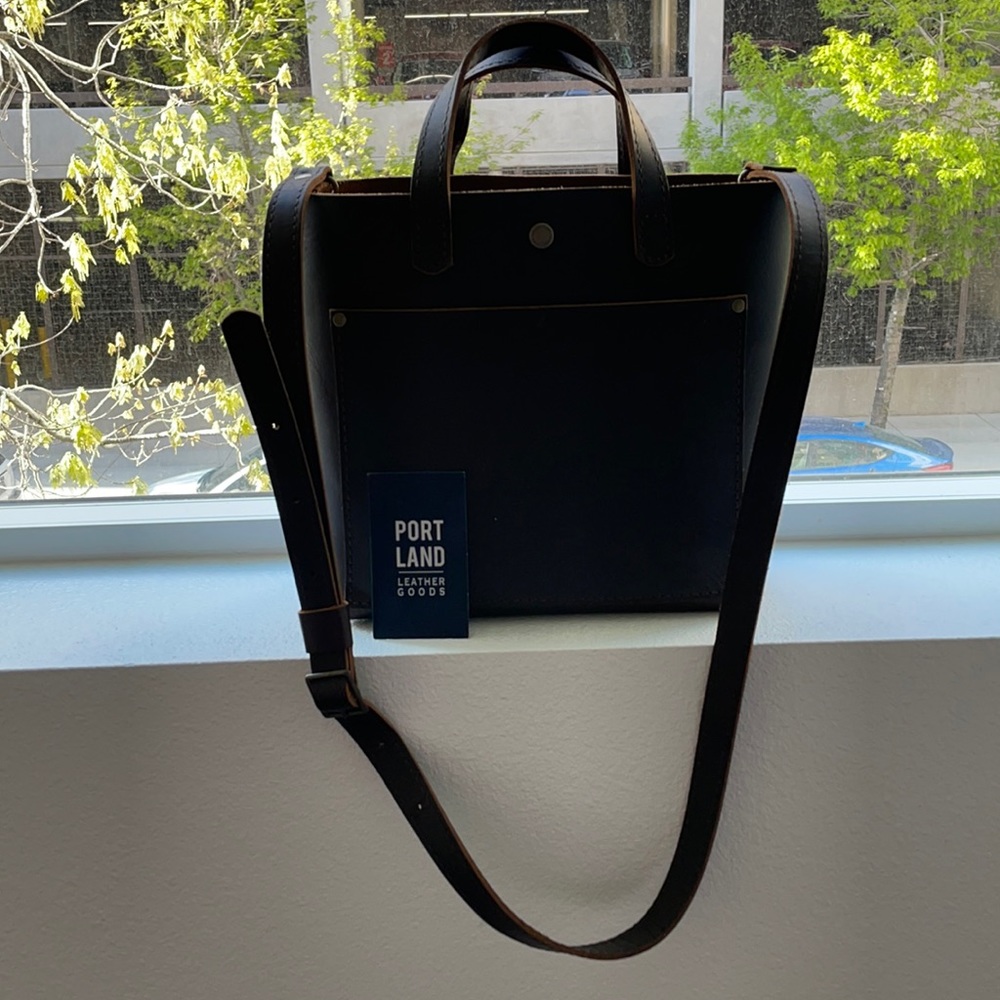 PORTLAND LEATHER GOODS PURSE